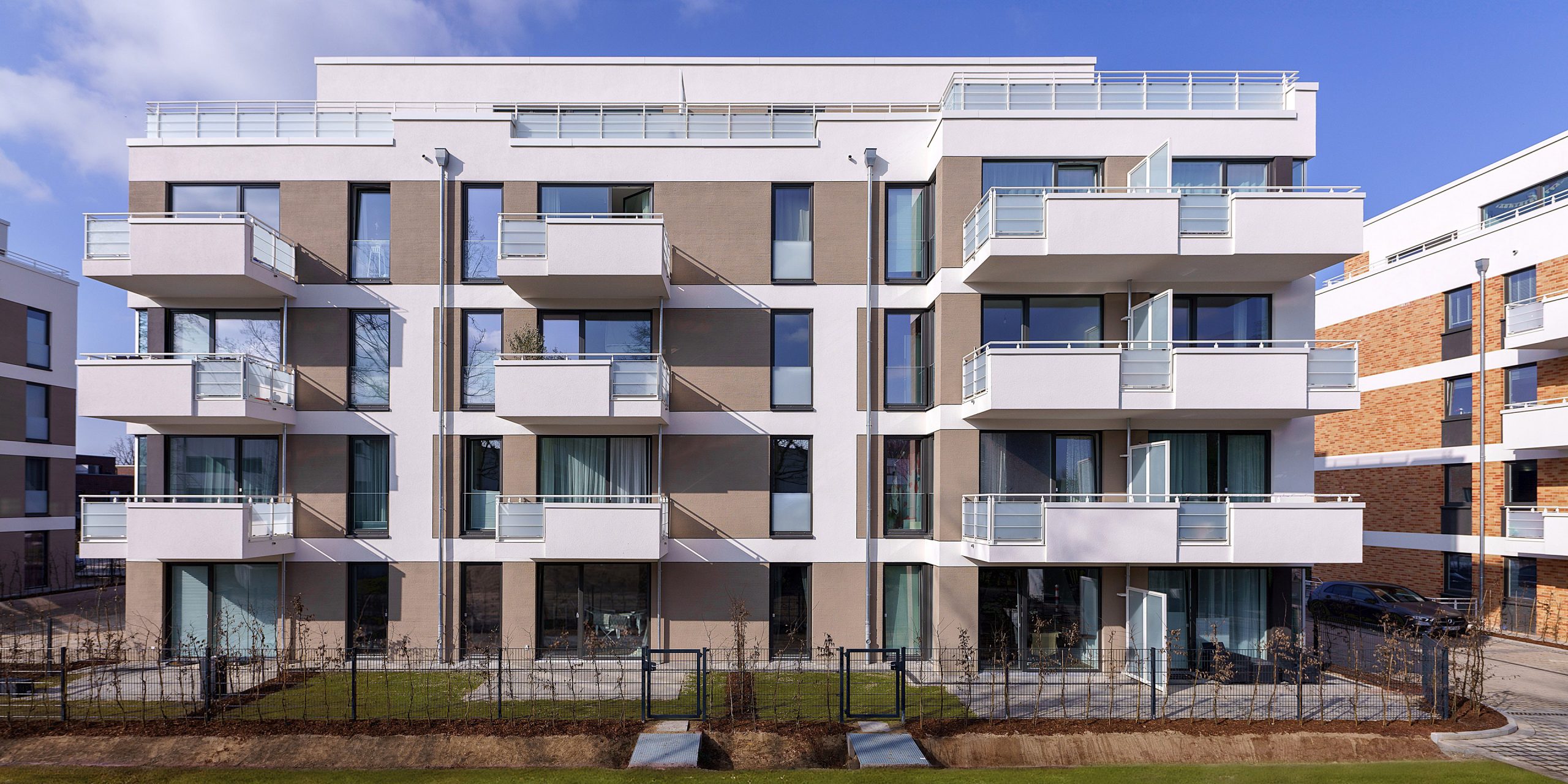 3y_2_0349_4-10_KMT_2-1_7230-3615px