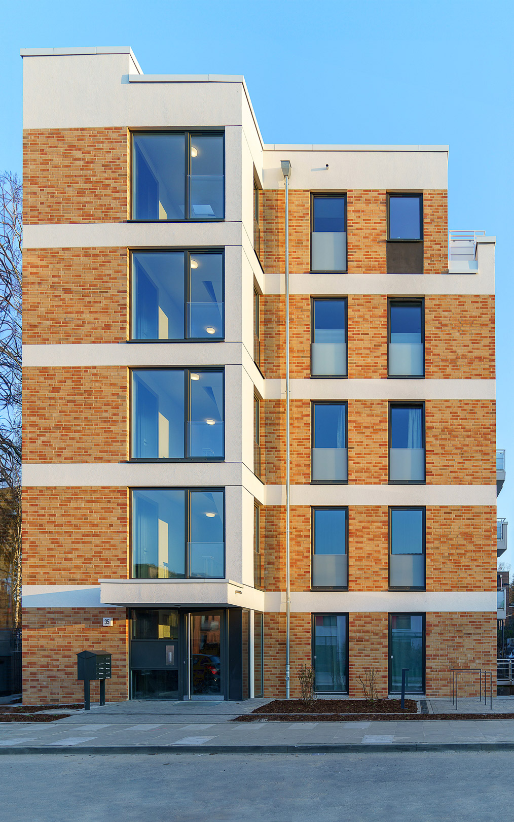 5By_8_0349_4-57_KMT_0-626-1_4609-7362px