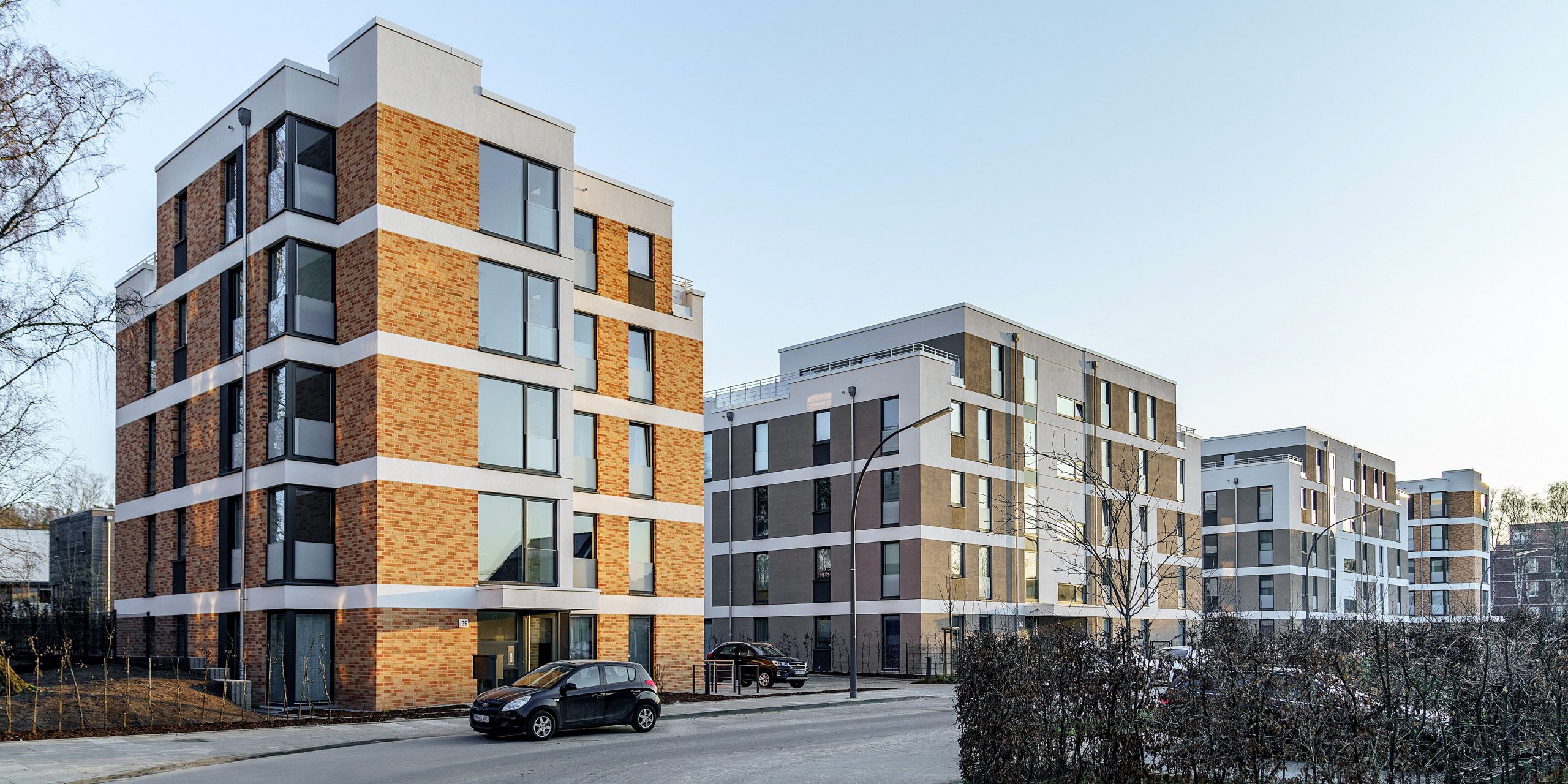 7y_7_0349_4-55_KMT_ShiftN_2-1_7360-3680px