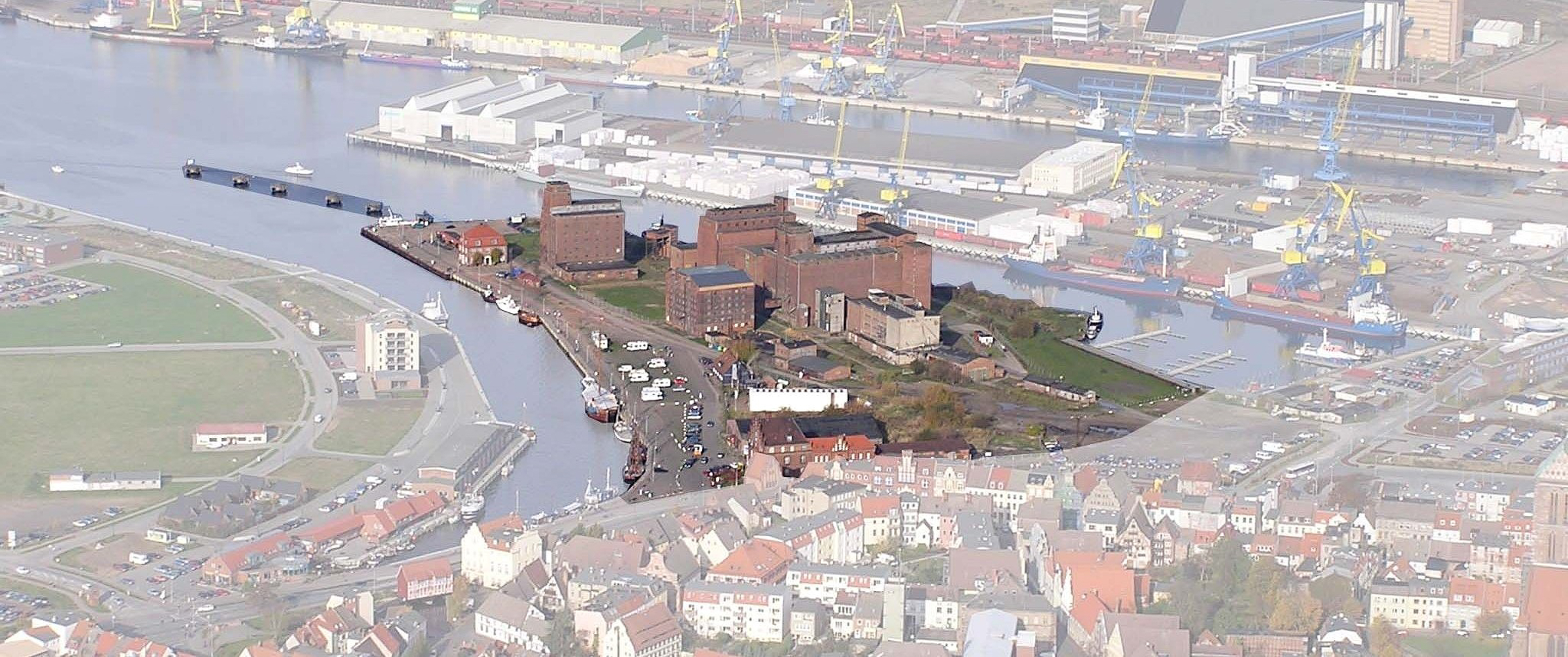 Kaianlagen am Alten Hafen in Wismar