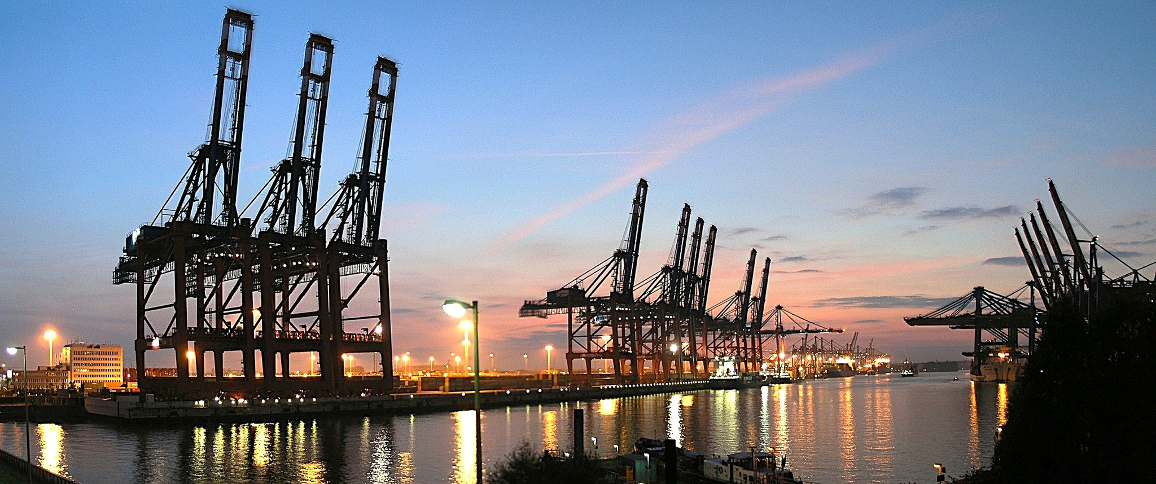 predoehlkai-kaianlagen-bau Predöhlkai im Hamburger Hafen-Waltershof